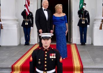 Байден не поїде не український Саміт миру у Давос – Bloomberg