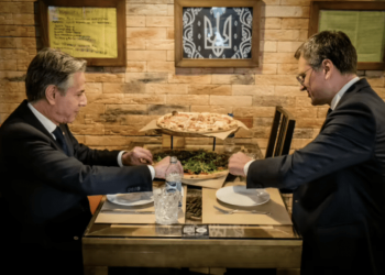 Блінкен та Кулеба пообідали у “Ветерано Піца” в Києві