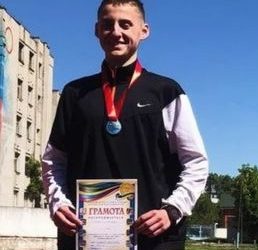 Кролевецький легкоатлет – чемпіон області на дистанції 1500 м – Суми та область