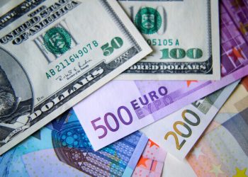 Курс валют в Украине 21 мая 2024: сколько стоит доллар и евро