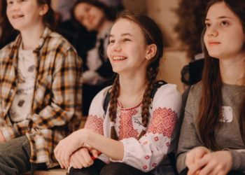 На Сумщині працює 13 клубів для дівчат-підлітків від ЮНІСЕФ – Суми та область