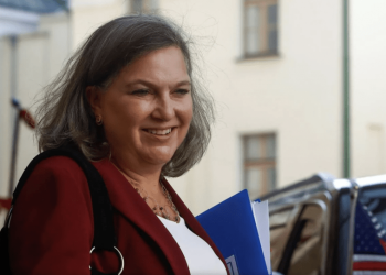 Нуланд попередила про тактику Путіна на переговорах