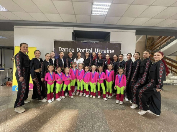 Роменські танцюристки взяли 4 призових місця на конкурсі “Dance portal Ukraine” у Полтаві – Суми та область