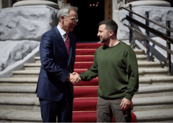 Столтенберг офіційно запросив Зеленського на саміт НАТО у США