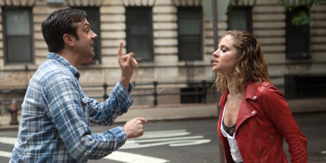 Безразличие в отношениях: как его преодолеть?