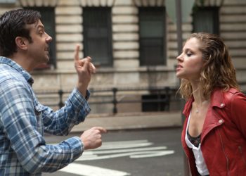 Безразличие в отношениях: как его преодолеть?