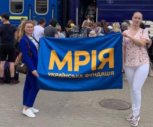 Діти Героїв із Сумщини вирушили у табір по програмі “Літо без війни” – Суми та область