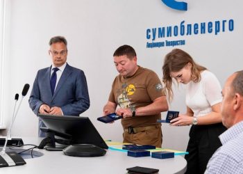 Геннадій Демʼяненко: «Особисто Президент відзначив самовідданість сумських енергетиків» – Суми та область
