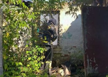 На Шосткинщині ліквідували пожежу, яка виникла через ворожий удар – Суми та область