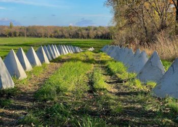 На Сумщині ущільнюють фортифікації трьох ліній оборони з урахуванням місцевого рельєфу – Суми та область