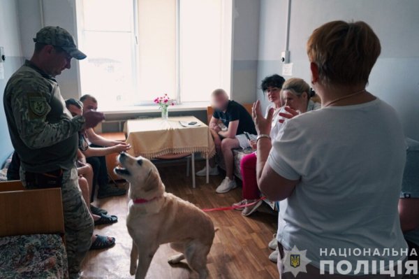 На Сумщині вперше запровадили каністерапію для поранених захисників – Суми та область
