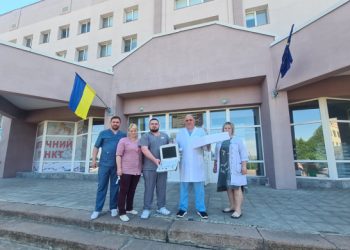 Охтирська ЦРЛ отримала портативний апарат УЗД – Суми та область