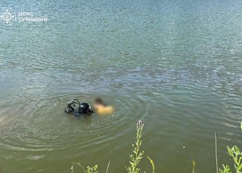 Рятувальники дістали зі ставка тіло хлопчика, який потонув на Тростянеччині – Суми та область