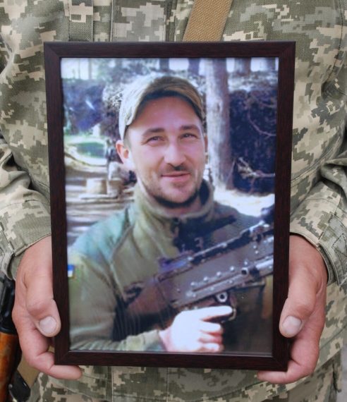 Шосткинщина попрощалася із захисником Олександром Баглаєвим – Суми та область