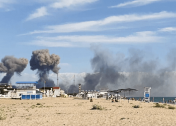 У Криму та Севастополі не може бути “пляжів”, це “військовий табір” – Офіс президента