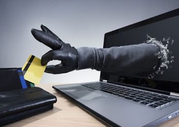 У Сумах чоловіка ошукали, продаючи двигун до мікроавтобуса – Суми та область