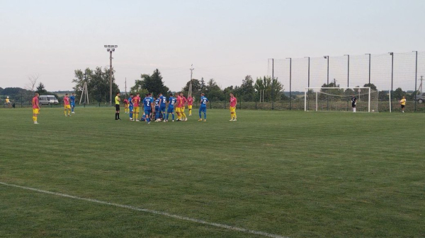 Футбольна команда спортивного клубу “Полтава” зіграла два товариські матчі на Сумщині – Суми та область