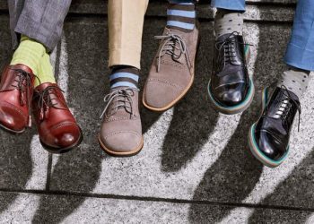 Какие виды обуви пользуются наибольшим спросом при оптовых закупках?