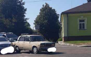 У Глухові вранці не розминулися дві автівки – Суми та область