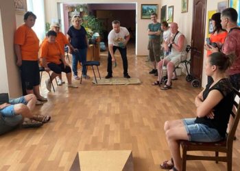 У Сумах чиновники влаштувати спортивні змагання прямо… у бібліотеці – Суми та область