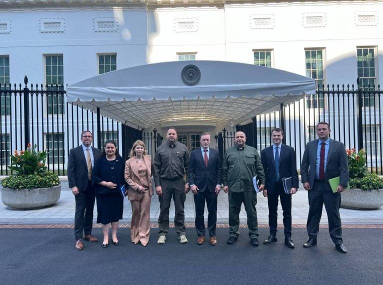 Єрмак та українські міністри у СЩА провели зустріч з радником Байдена СалліваномЄрмак та українські міністри у СЩА провели зустріч з радником Байдена Салліваном | ASPI: Події в Україні та в світі, Останні новини України