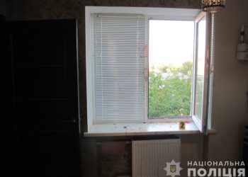 На Шосткинщині чоловік викинув жінку з вікна – Суми та область