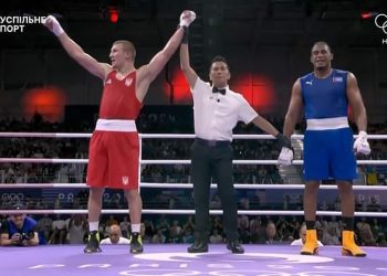 Олександр Хижняк переміг кубинця і вийшов у фінал Олімпіади • Бокс •
