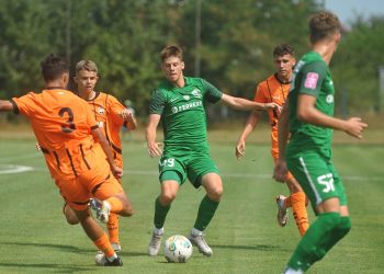 Першість U-19: «Ворскла» стартувала з розгромної поразки від «Шахтаря» • Футбол •