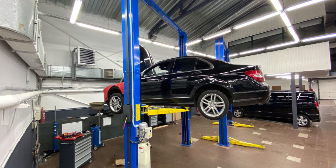 Профессиональное обслуживание и ремонт Mercedes на СТО Elcars в Киеве