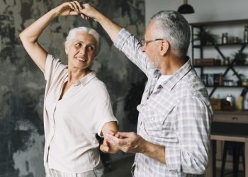 Чому дефіцит кальцію небезпечний для літніх людей?