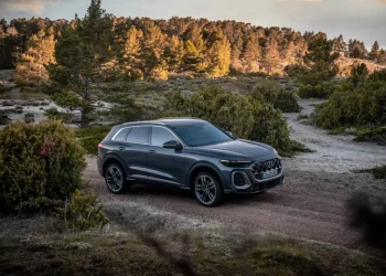 Audi представила абсолютно новий Q5 – Автоновини