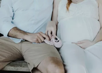 Декретні виплати в Україні: коли виплачуються та який їх розмір у 2024 році | Економіка