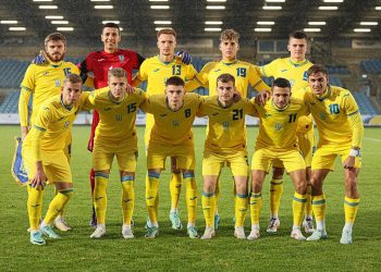 Ілля Крупський у складі української «молодіжки» перемогли Північну Ірландію • Футбол •