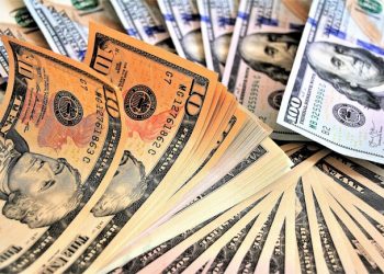 Курс валют в Украине 21 сентября 2024: сколько стоит доллар и евро