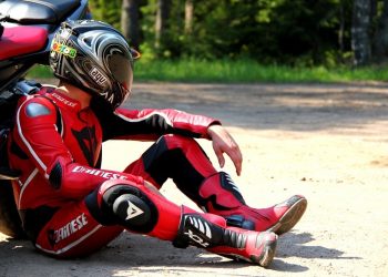 Как купить мотоэкипировку: руководство для начинающих