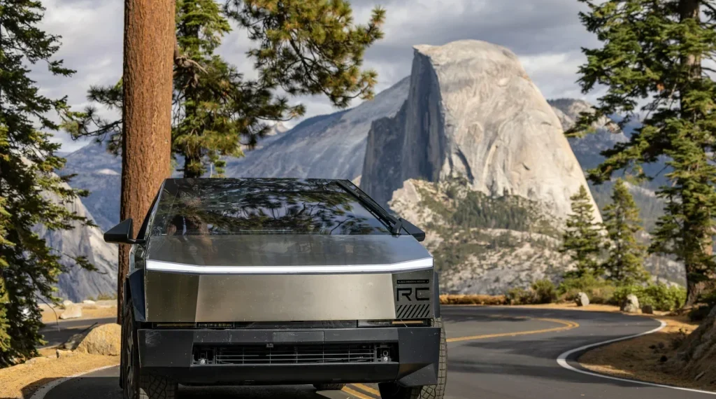 “Незламний” Cybertruck перетворився на купу металобрухту: наслідки ДТП – Автоновини