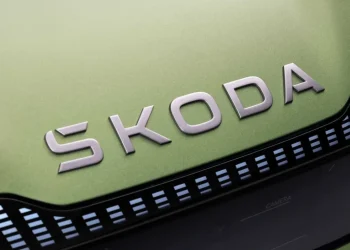 Skoda розсекретила зовнішність нового електричного кросовера Elroq – Автоновини
