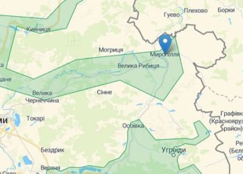 У Миропіллі росіяни ударили ФПВ-дроном по автобусу. Є поранені – Суми та область