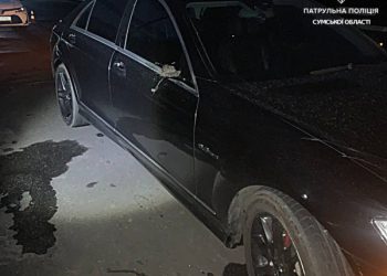 У Сумах водійка Mercedes-Benz S500 збила велосипедиста – Суми та область