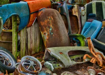 Вигода очевидна: які метали найкраще здавати на брухт в Україні | Економіка