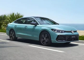 Volkswagen представила 5-метровий Passat – Автоновини