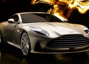 Aston Martin випустила спеціальну модель DB12 Goldfinger Edition – Автоновини