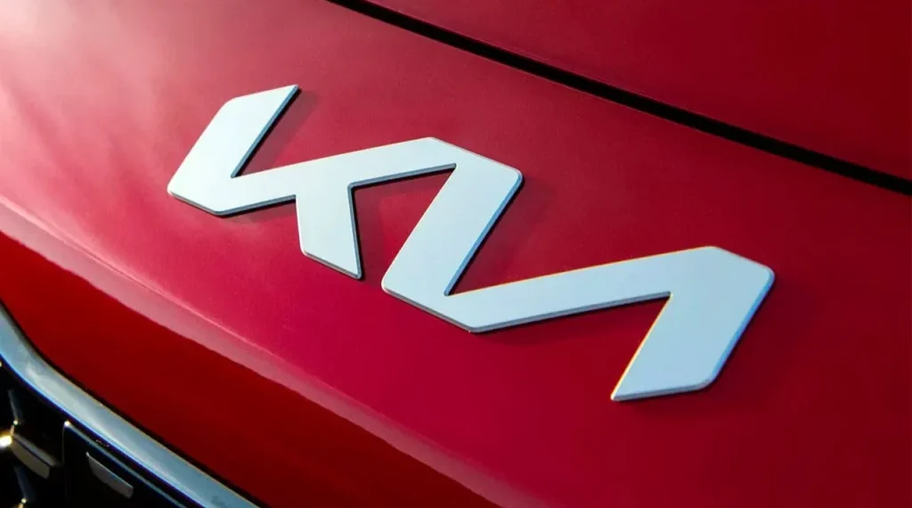 Kia визнала “дивним” власний автомобіль – Автоновини