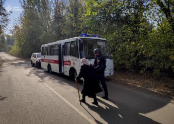 На Сумщині триває евакуація мирного населення з територій, які щоденно обстрілює ворог – Суми та область