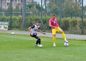 Перша ліга: «Полтава» неочікувано програла «Діназу» (відео) • Футбол •