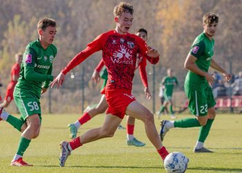Першість U-19: «Ворскла» та «Верес» зіграли внічию • Футбол •