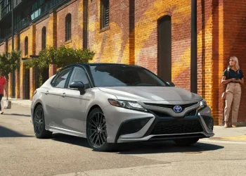 Стало відомо, скільки Camry Toyota продає щодня – Автоновини
