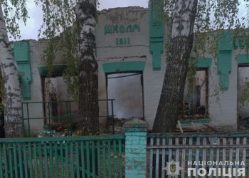 У поліції показали фото наслідків обстрілів за минулу добу – Суми та область