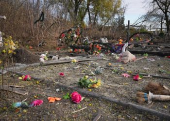 “Влучання було в могилу”: очевидці розповіли про обстріл Хотіні – Суми та область