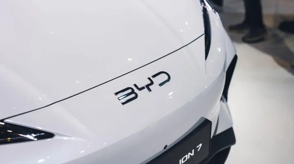 BYD представила новий електрокросовер, який складе конкуренцію Tesla Model Y – Автоновини